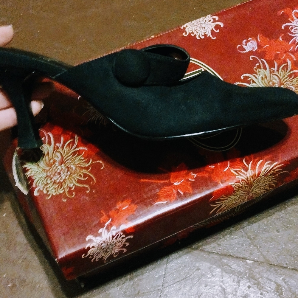 Impo Heels - Picture 2 of 2